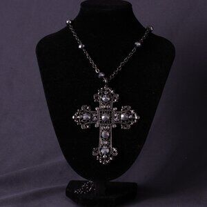 Beautiful Pendant Cross by Felipe Barbosa of San Miguel, MX, with original chain
